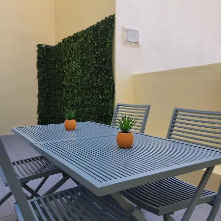 Апартаменты Portucale ! Ajuda Muse With Terrace & Ac *