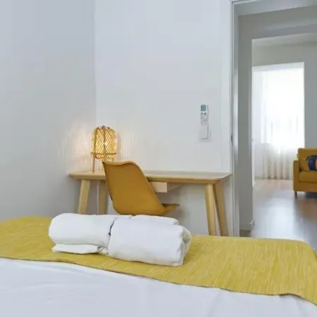 Apartment Portucale ! Ajuda Muse With Terrace & Ac
